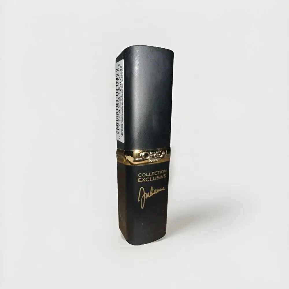 L'Oreal Paris Collection Exclusive Lipstick Julianne's Pink 701, soft nude pink